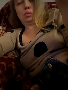 Susanel online show from 10/17/25, 09:17