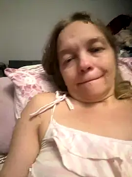 Susanel online show from 10/19/25, 12:11