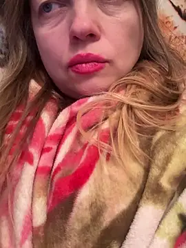 Susanel online show from 12/16/25, 06:46