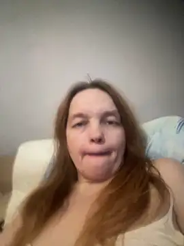 Snapshot of Susanel chatting on 03/28/26, 07:35 Susanel online show from 03/28/26, 07:35