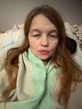 Snapshot of Susanel chatting on 03/29/26, 10:32 Susanel online show from 03/29/26, 10:32