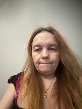 Snapshot of Susanel chatting on 04/18/26, 10:10 Susanel online show from 04/18/26, 10:10