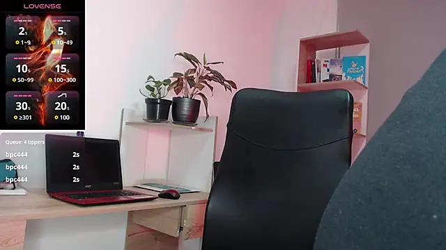 BriannaLorens online show from 02/09/25, 11:36