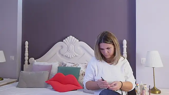 FeliciaKrige online show from 02/24/25, 09:09