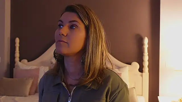 FeliciaKrige online show from 02/25/25, 10:18