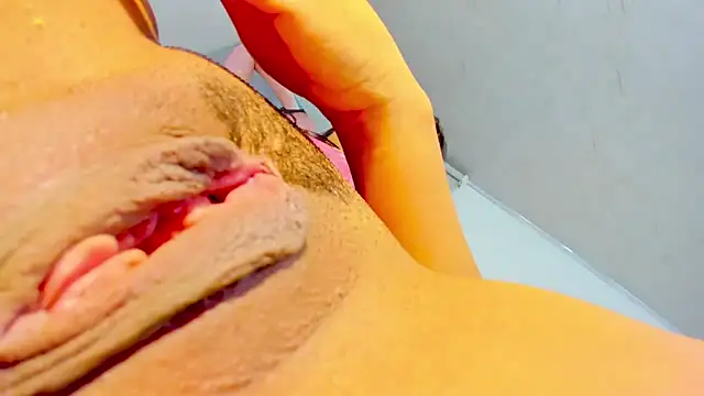 SQUIRTINGQUEEN11 online show from 12/13/24, 01:37