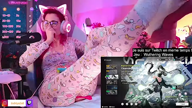 Snapshot of Indriya2x0 chatting on 02/13/25, 11:37 Indriya2x0 online show from 02/13/25, 11:37