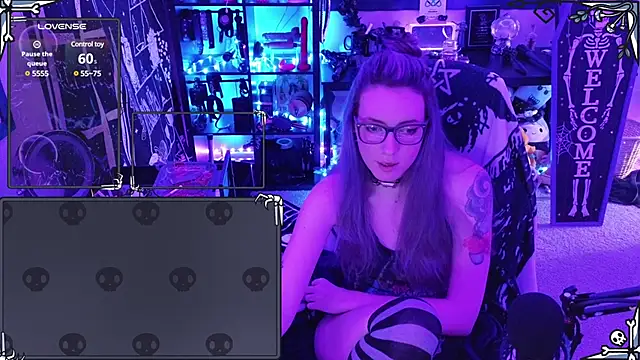 AnneSao online show from 12/06/24, 12:12