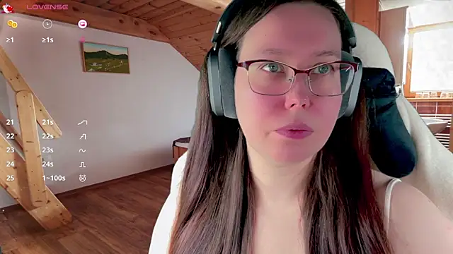 Victoria Romans online show from 03/16/26, 05:55