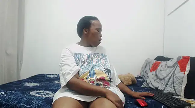 Snapshot of Samantha69x chatting on 03/10/25, 05:29 Samantha69x online show from 03/10/25, 05:29