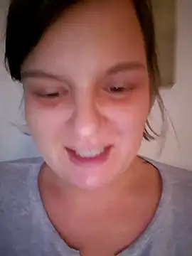 Cutegirlforyou online show from 11/19/25, 09:31