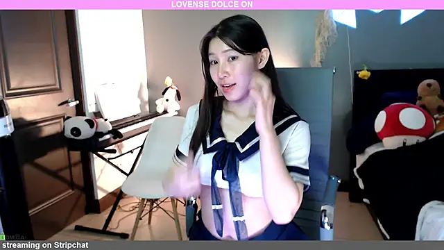 Snapshot of minarocket_ chatting on 01/26/25, 04:41 minarocket online show from 01/26/25, 04:41