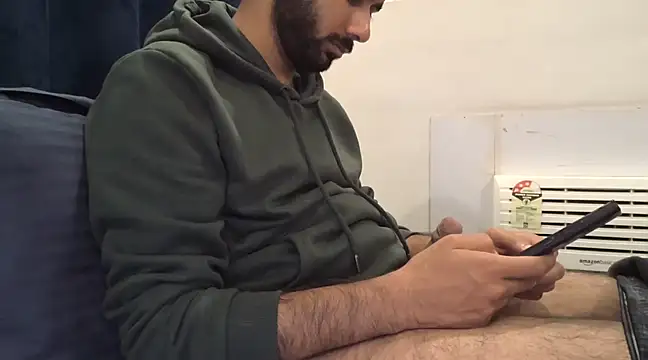 Snapshot of brownie_cake_cb chatting on 02/28/25, 06:31 brownie cake cb online show from 02/28/25, 06:31