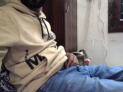 brownie cake cb online show from 10/31/25, 08:48