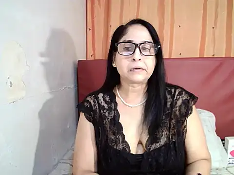 Snapshot of Indiankushy chatting on 03/18/26, 04:32 Indiankushy online show from 03/18/26, 04:32
