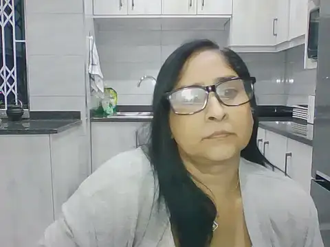 Snapshot of Indiankushy chatting on 07/07/26, 05:28 Indiankushy online show from 07/07/26, 05:28