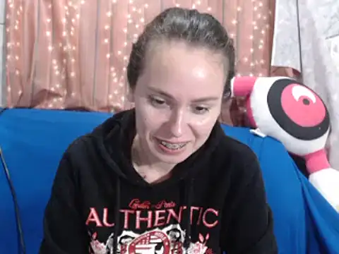 Venusluxodomme online show from 03/13/26, 08:37