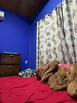 Snapshot of kiarafonseca_ chatting on 01/29/25, 01:27 kiarafonseca online show from 01/29/25, 01:27