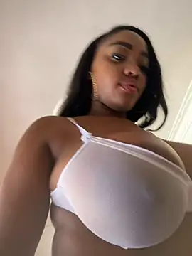 Snapshot of MonicaSex_ chatting on 01/26/25, 06:16 MonicaSex online show from 01/26/25, 06:16