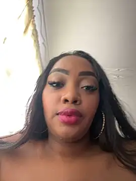 Snapshot of MonicaSex_ chatting on 03/09/25, 06:43 MonicaSex online show from 03/09/25, 06:43