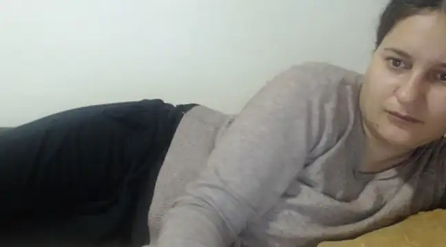 flowerlauren online show from 01/13/25, 05:01