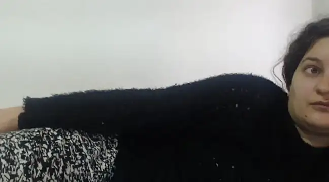 flowerlauren online show from 02/02/25, 09:08