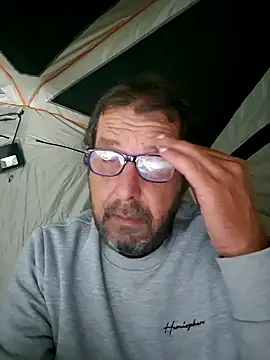 Snapshot of TryingWind chatting on 06/08/26, 03:40 TryingWind online show from 06/08/26, 03:40