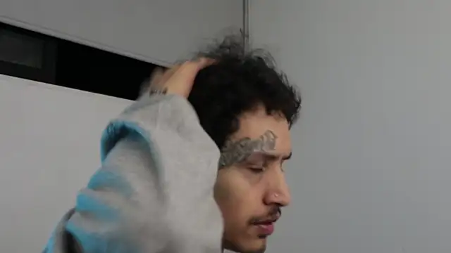 Snapshot of trieone chatting on 01/16/25, 02:30 trieone online show from 01/16/25, 02:30