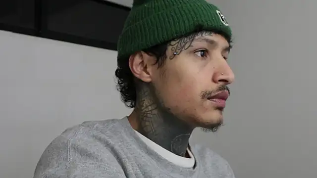 Snapshot of trieone chatting on 01/17/25, 06:04 trieone online show from 01/17/25, 06:04