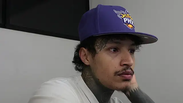 Snapshot of trieone chatting on 03/23/25, 02:37 trieone online show from 03/23/25, 02:37