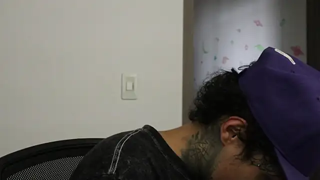 Snapshot of trieone chatting on 10/01/25, 08:59 trieone online show from 10/01/25, 08:59