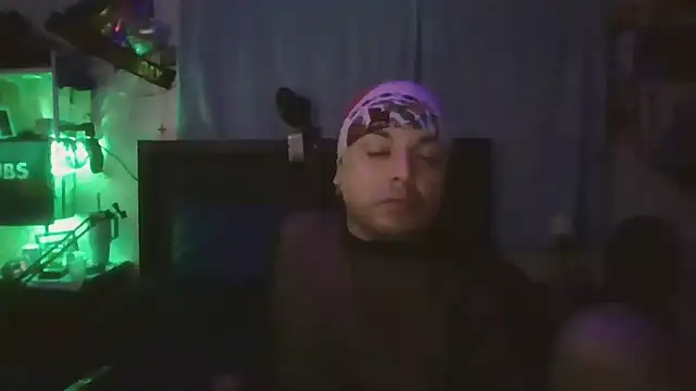 Gabbana143 online show from 12/01/25, 04:17