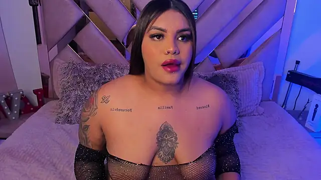 Victoria14  online show from 01/12/25, 01:11