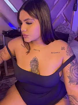 Victoria14  online show from 02/10/25, 10:40