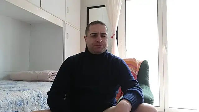 Snapshot of Dharmare@xh chatting on 11/26/25, 01:12 Dharmarexh online show from 11/26/25, 01:12