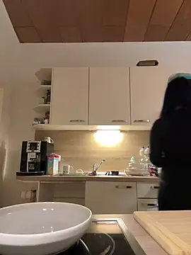 Viola Beck online show from 02/18/26, 06:15