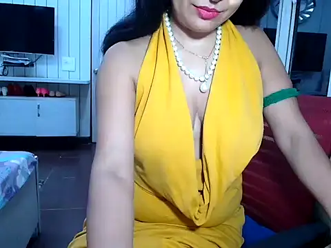 yourradhika online show from 04/09/26, 08:03