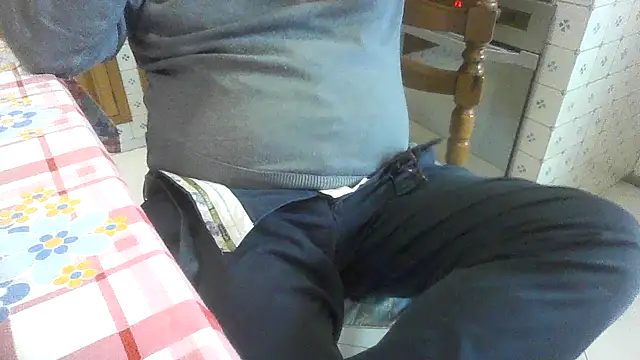 polloiw online show from 11/18/25, 11:58