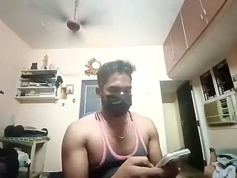 Snapshot of luckyloki chatting on 02/20/25, 03:52 luckyloki online show from 02/20/25, 03:52