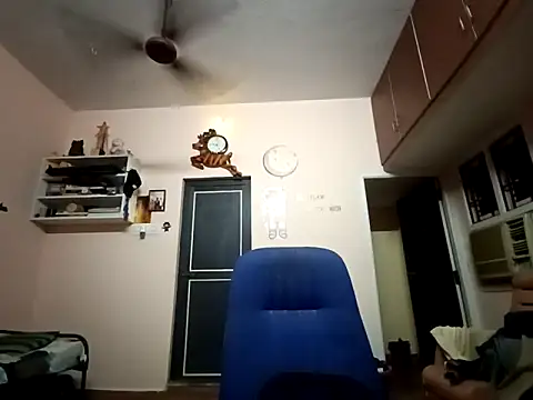 Snapshot of luckyloki chatting on 03/08/25, 03:56 luckyloki online show from 03/08/25, 03:56