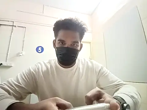 Snapshot of luckyloki chatting on 03/09/25, 04:16 luckyloki online show from 03/09/25, 04:16