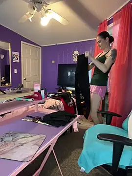 lolabunny9 online show from 02/02/25, 08:30