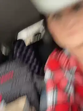 lolabunny9 online show from 02/20/25, 06:57