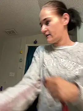 lolabunny9 online show from 03/13/25, 02:44