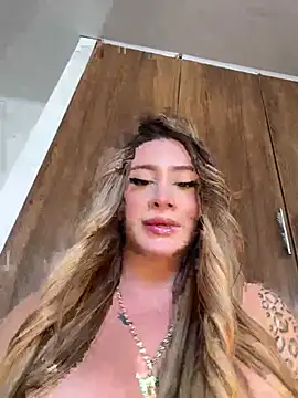 Snapshot of bunny_bicht chatting on 07/16/26, 07:20 bunny bicht online show from 07/16/26, 07:20