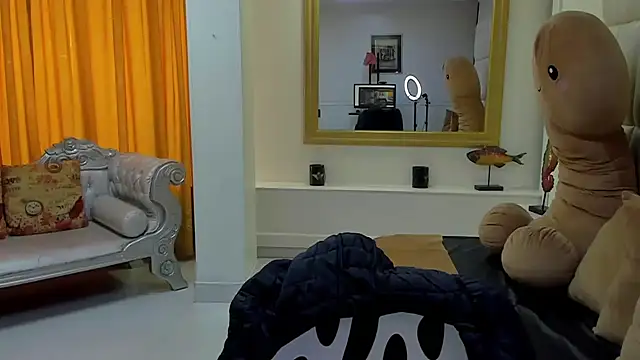 Snapshot of gaby_trent chatting on 01/22/25, 02:24 gaby trent online show from 01/22/25, 02:24