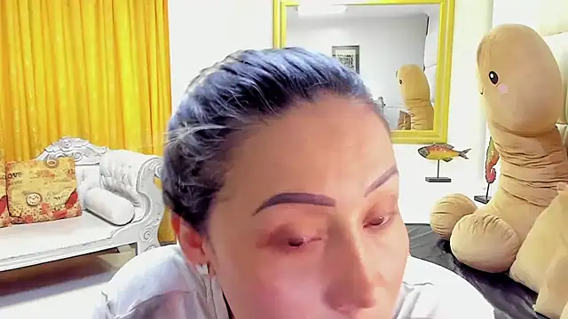 Snapshot of gaby_trent chatting on 01/22/25, 05:28 gaby trent online show from 01/22/25, 05:28