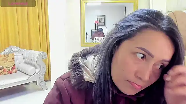 Snapshot of gaby_trent chatting on 01/27/25, 01:41 gaby trent online show from 01/27/25, 01:41