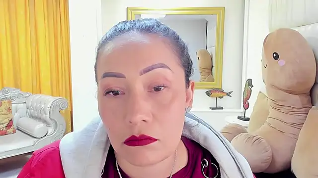 Snapshot of gaby_trent chatting on 01/31/25, 04:59 gaby trent online show from 01/31/25, 04:59