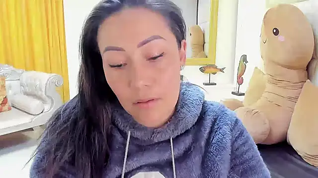 Snapshot of gaby_trent chatting on 02/03/25, 04:52 gaby trent online show from 02/03/25, 04:52